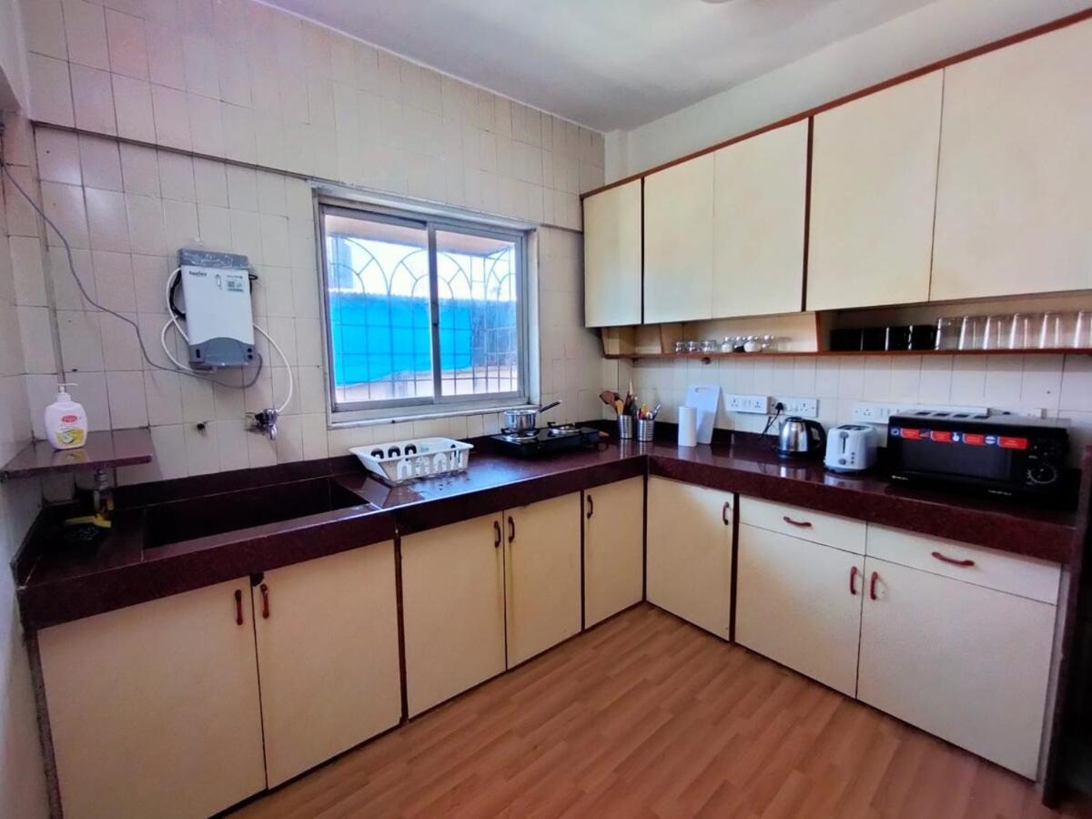 2 Bed 2 Bath Prime Bandra Sea Views 5 * Bombaj
